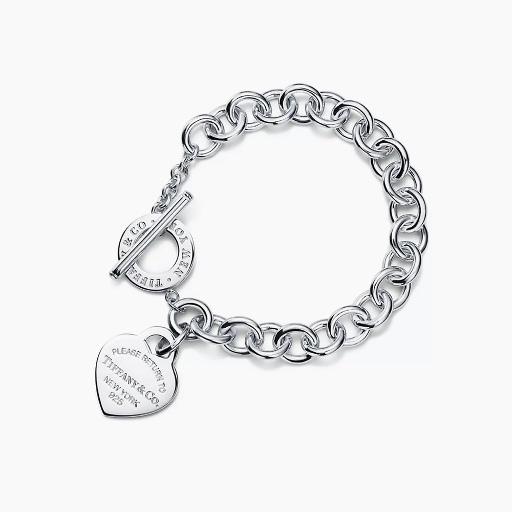 TIFFANY & CO- Heart Tag Toggle Bracelet